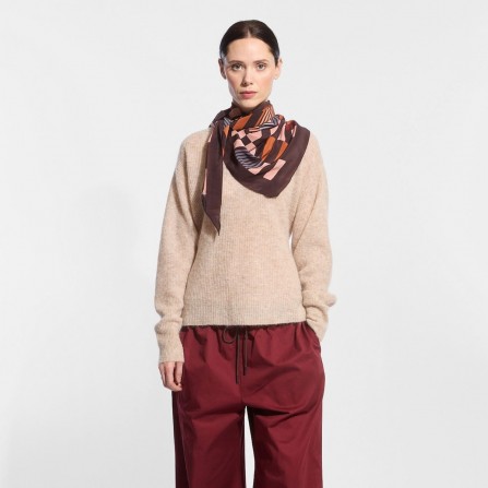 Foulard MA POESIE Triangle Noe Cinabre 